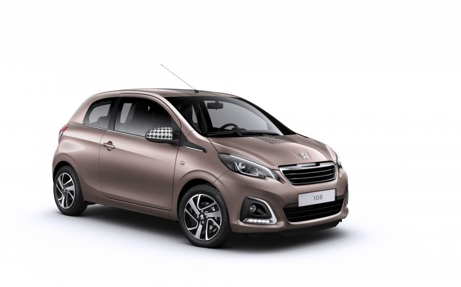  Peugeot 108 3-Door 2014 года  (фото 11 из 44)